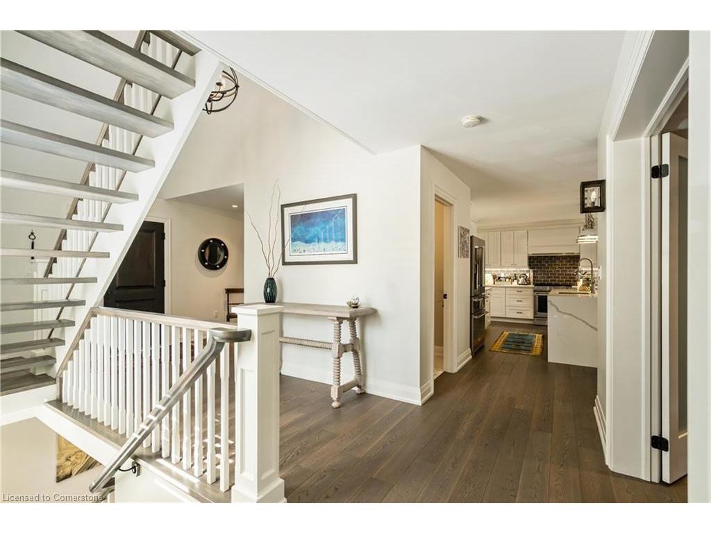 









573


Woodland

Avenue,
Burlington,




ON
L7R 2S3

