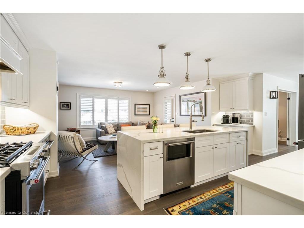 









573


Woodland

Avenue,
Burlington,




ON
L7R 2S3

