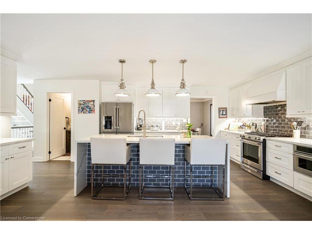 









573


Woodland

Avenue,
Burlington,




ON
L7R 2S3

