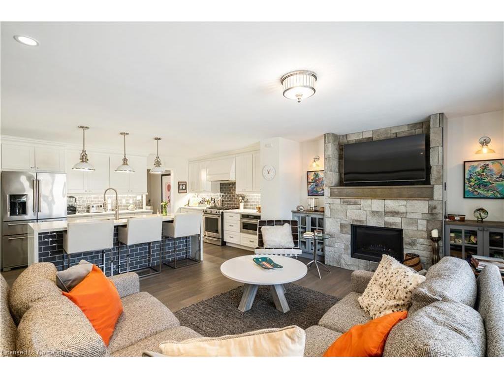 









573


Woodland

Avenue,
Burlington,




ON
L7R 2S3

