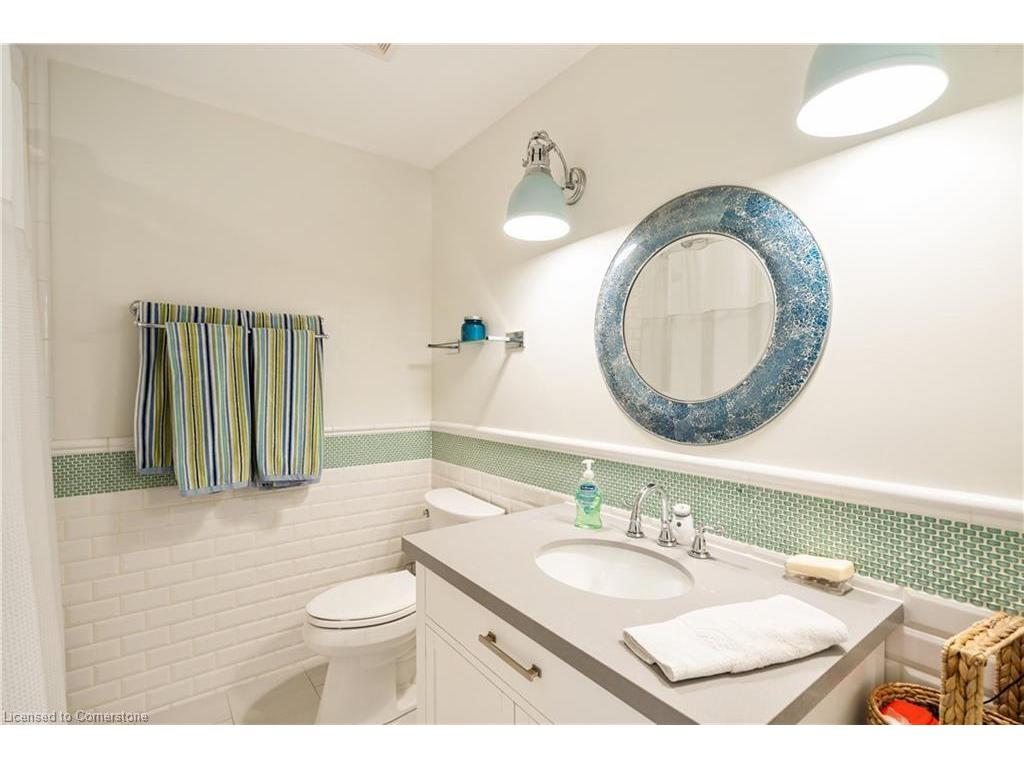 









573


Woodland

Avenue,
Burlington,




ON
L7R 2S3

