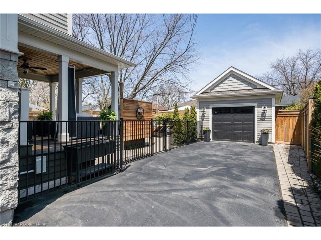 









573


Woodland

Avenue,
Burlington,




ON
L7R 2S3

