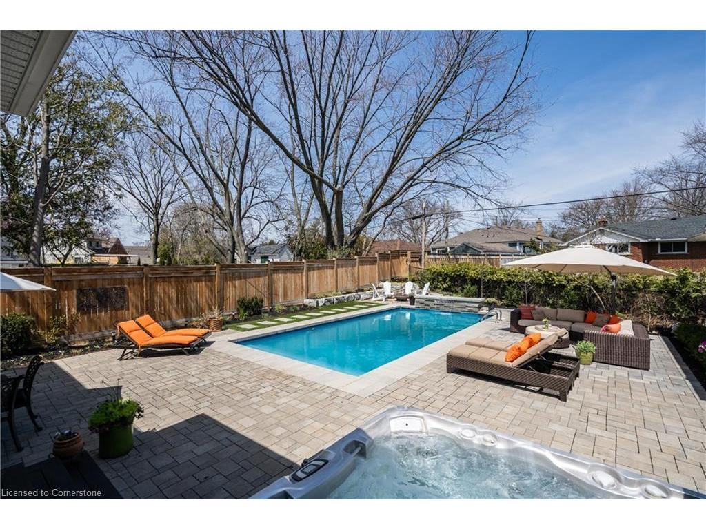 









573


Woodland

Avenue,
Burlington,




ON
L7R 2S3

