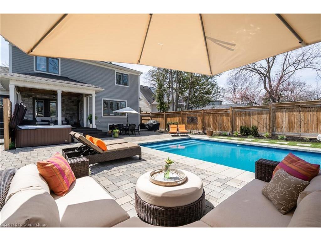 









573


Woodland

Avenue,
Burlington,




ON
L7R 2S3

