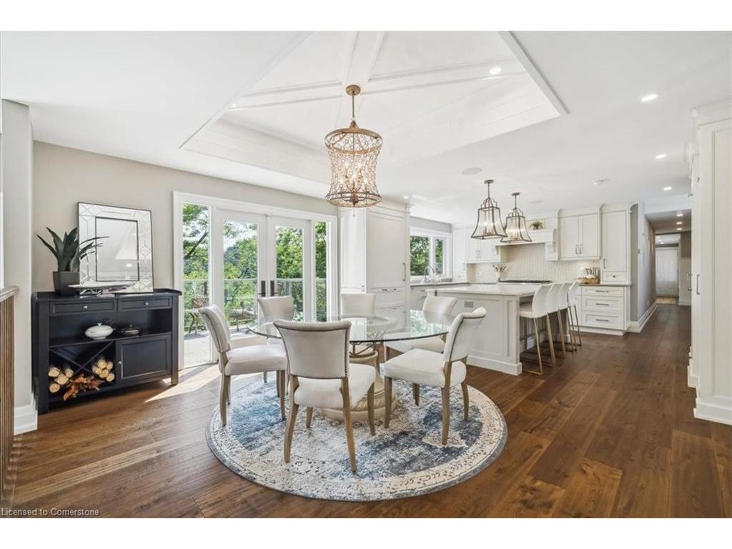 









382


Trafalgar

Road,
Oakville,




ON
L6J 3H5

