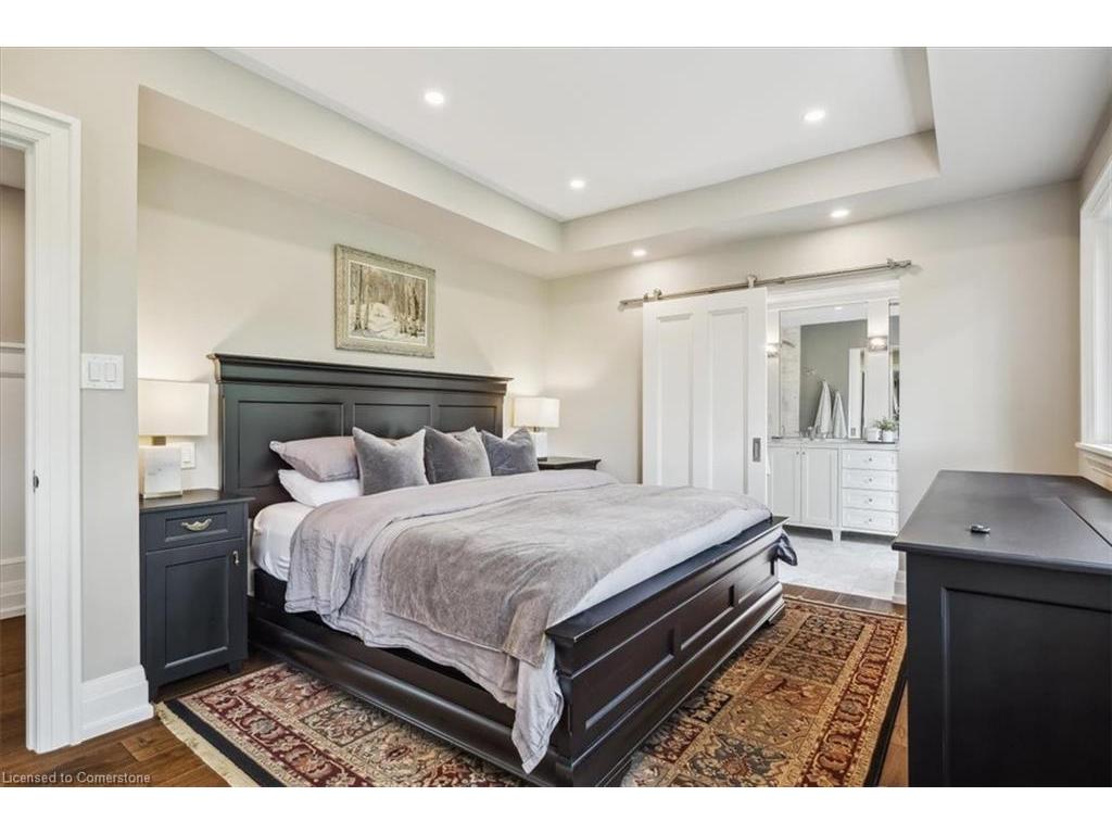 









382


Trafalgar

Road,
Oakville,




ON
L6J 3H5

