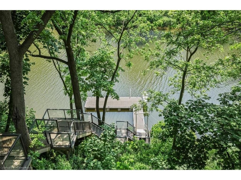 









382


Trafalgar

Road,
Oakville,




ON
L6J 3H5

