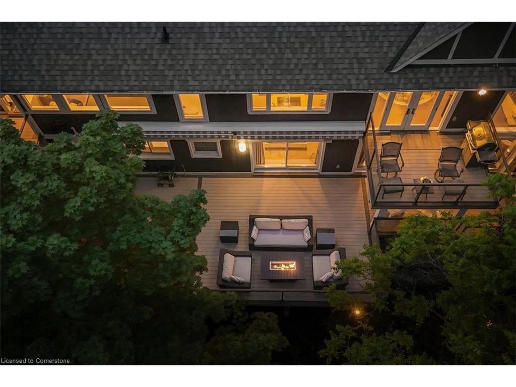 









382


Trafalgar

Road,
Oakville,




ON
L6J 3H5

