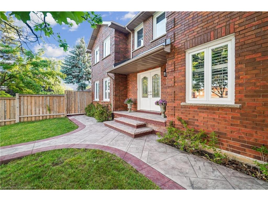 









2814


Guilford

Crescent,
Oakville,




ON
L6J 6Z5

