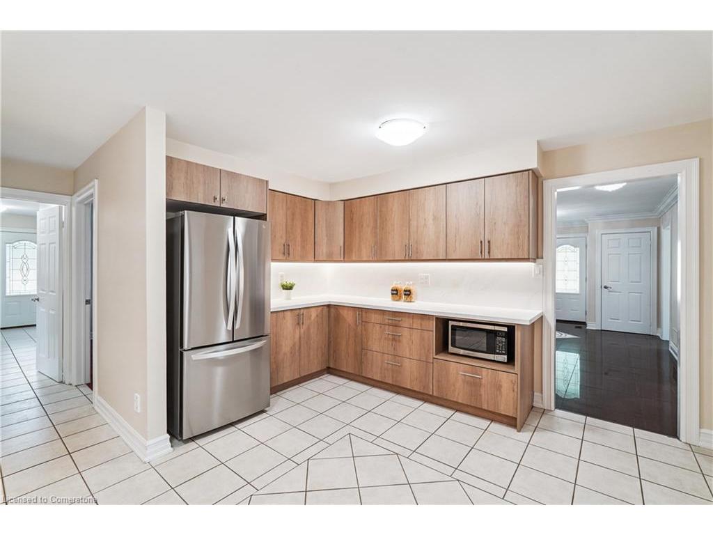 









2814


Guilford

Crescent,
Oakville,




ON
L6J 6Z5

