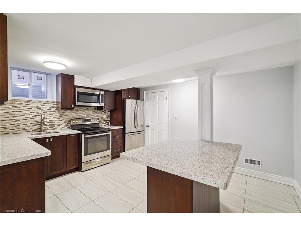 









2814


Guilford

Crescent,
Oakville,




ON
L6J 6Z5

