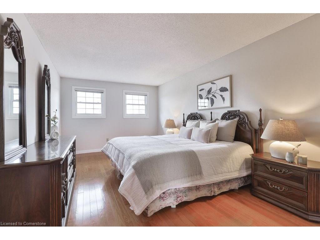 









2289


Beejay

Court,
Mississauga,




ON
L5M 2N6

