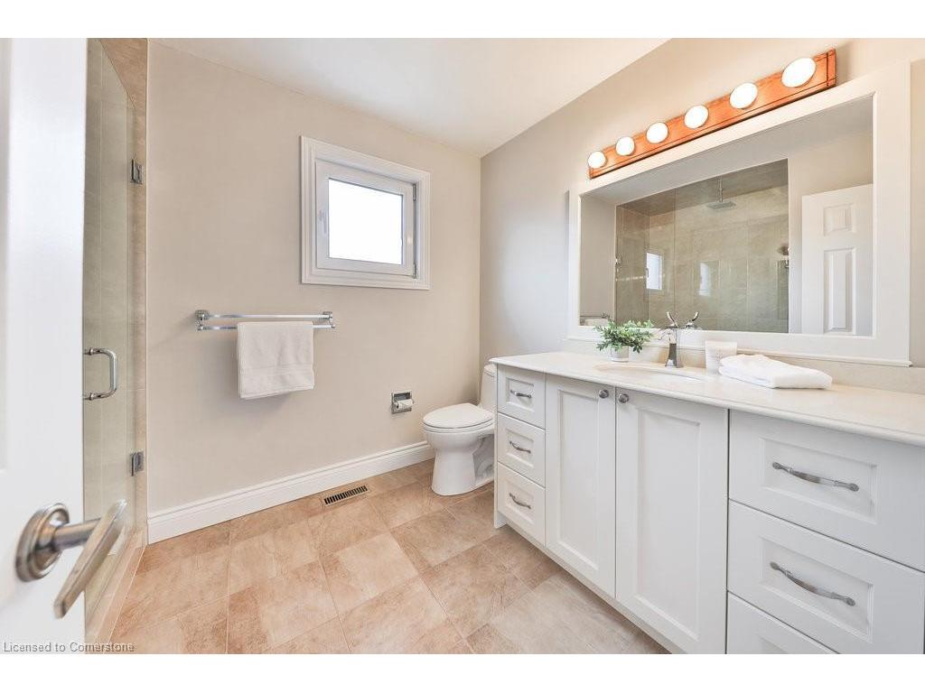









2289


Beejay

Court,
Mississauga,




ON
L5M 2N6

