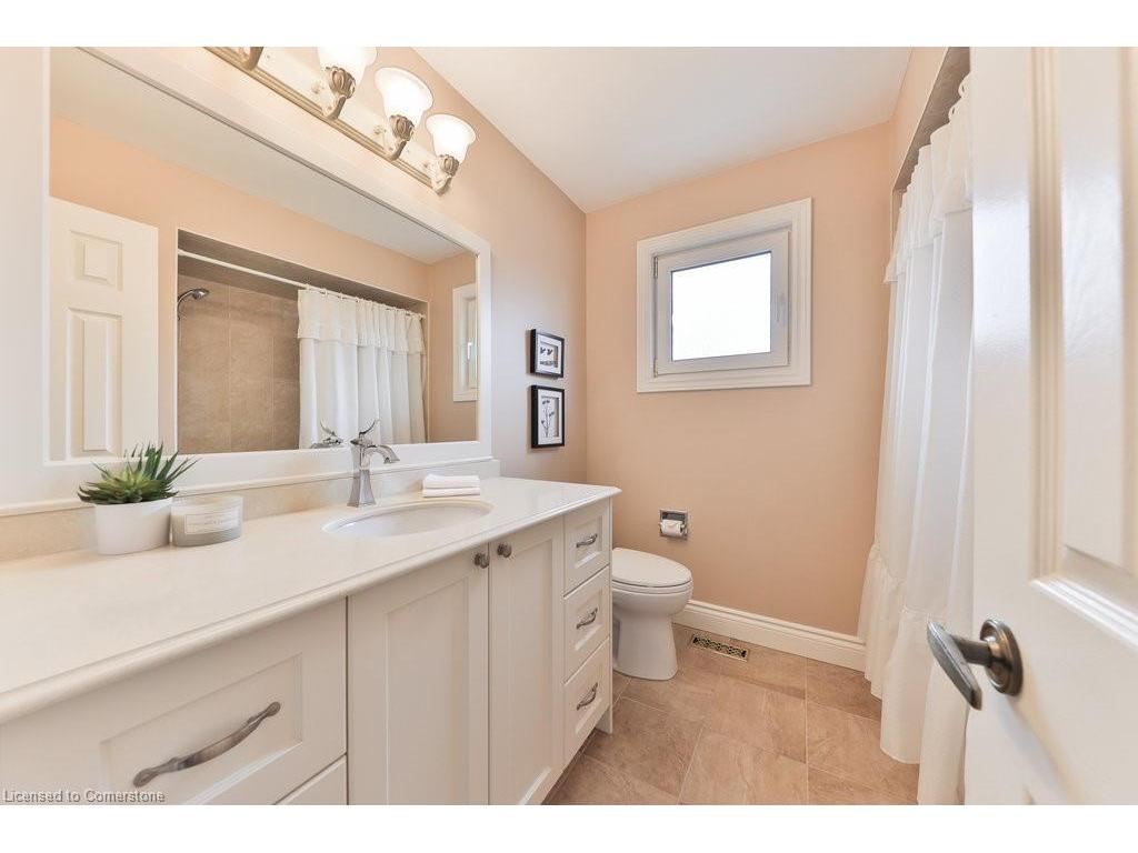 









2289


Beejay

Court,
Mississauga,




ON
L5M 2N6

