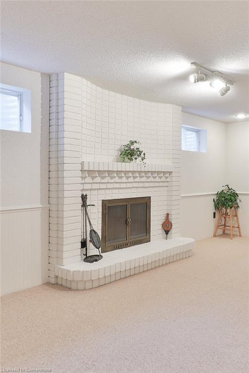 









2289


Beejay

Court,
Mississauga,




ON
L5M 2N6

