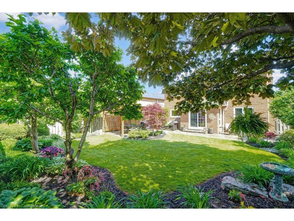 









2289


Beejay

Court,
Mississauga,




ON
L5M 2N6


