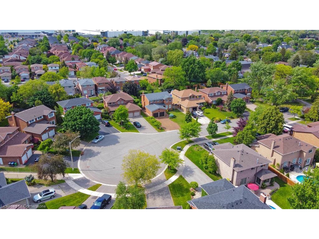 









2289


Beejay

Court,
Mississauga,




ON
L5M 2N6

