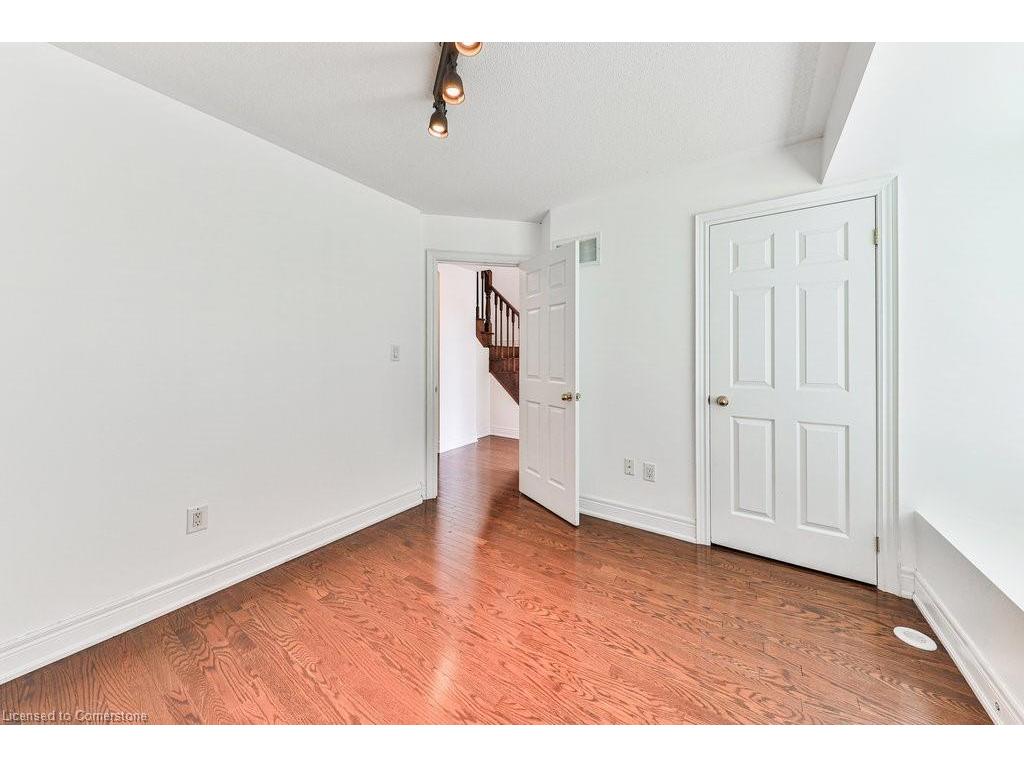 









2032


Lakeshore

Road West,
Mississauga,




ON
L5J 1J8

