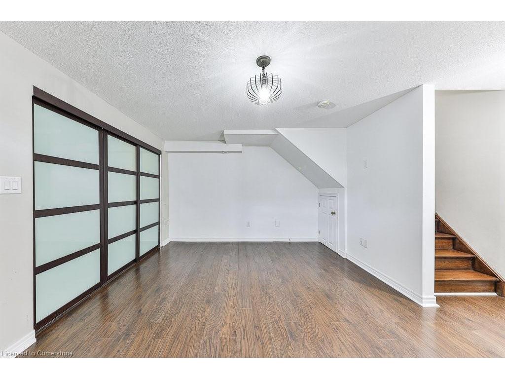 









2032


Lakeshore

Road West,
Mississauga,




ON
L5J 1J8

