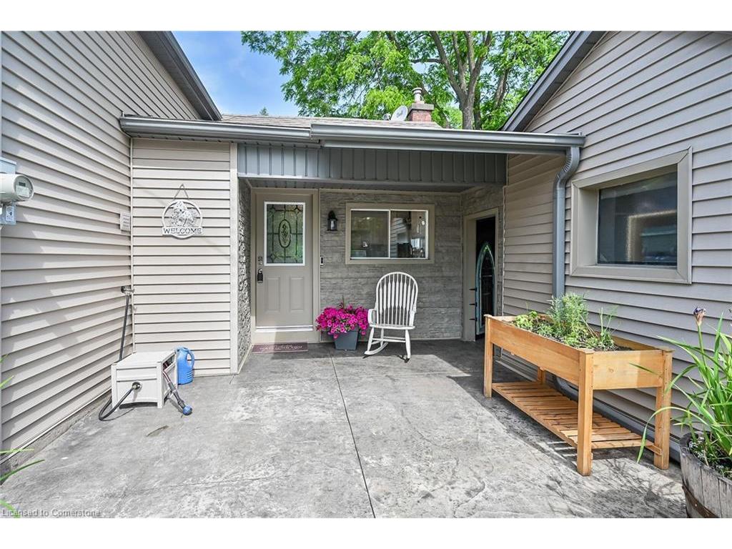 









287


King

Street West,
Dundas,




ON
L9H 1W3

