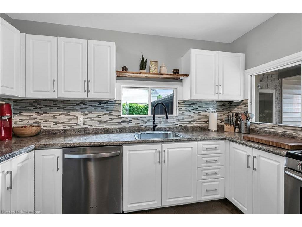 









287


King

Street West,
Dundas,




ON
L9H 1W3

