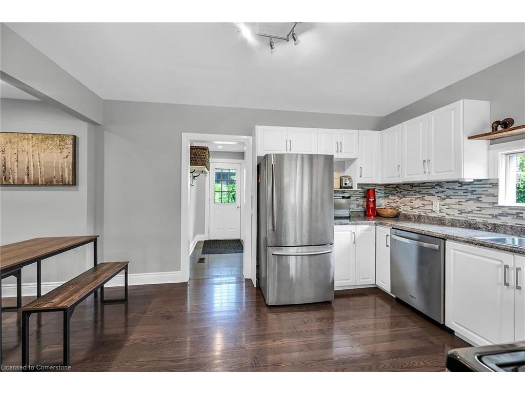









287


King

Street West,
Dundas,




ON
L9H 1W3

