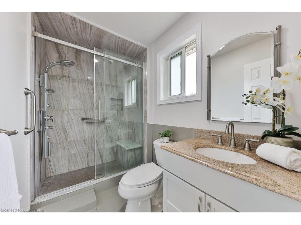 









296


Evergreen

Crescent,
Oakville,




ON
L6H 4P5


