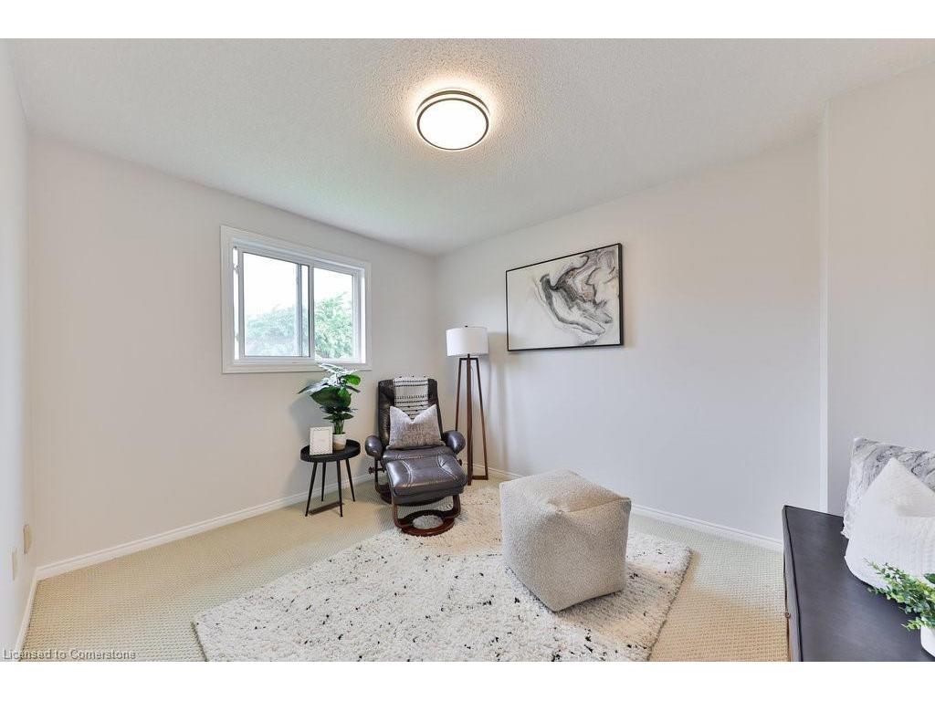 









296


Evergreen

Crescent,
Oakville,




ON
L6H 4P5

