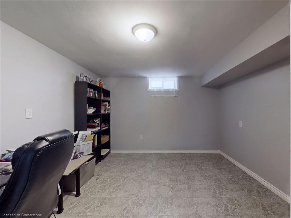 









19


Bunker Hill

Drive,
Hamilton,




ON
L8K 5X3

