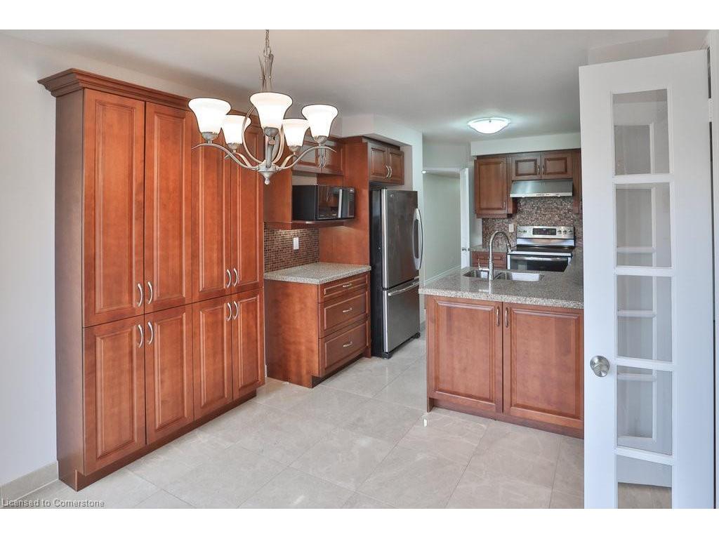 









1800


The Collegeway

, 604,
Mississauga,




ON
L5L 5S4


