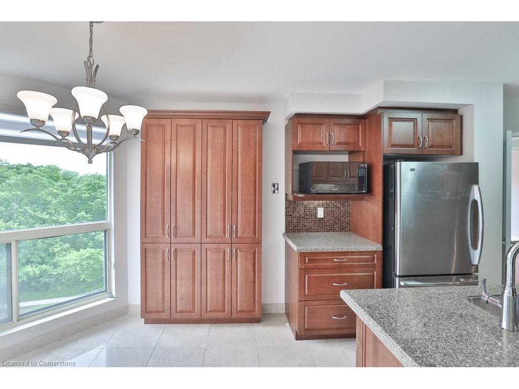 









1800


The Collegeway

, 604,
Mississauga,




ON
L5L 5S4

