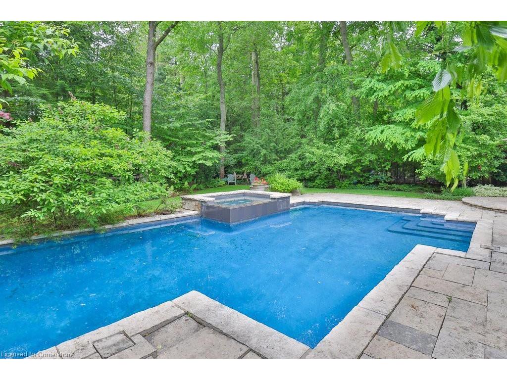 









1442


Glenburnie

Road,
Mississauga,




ON
L5G 3C8

