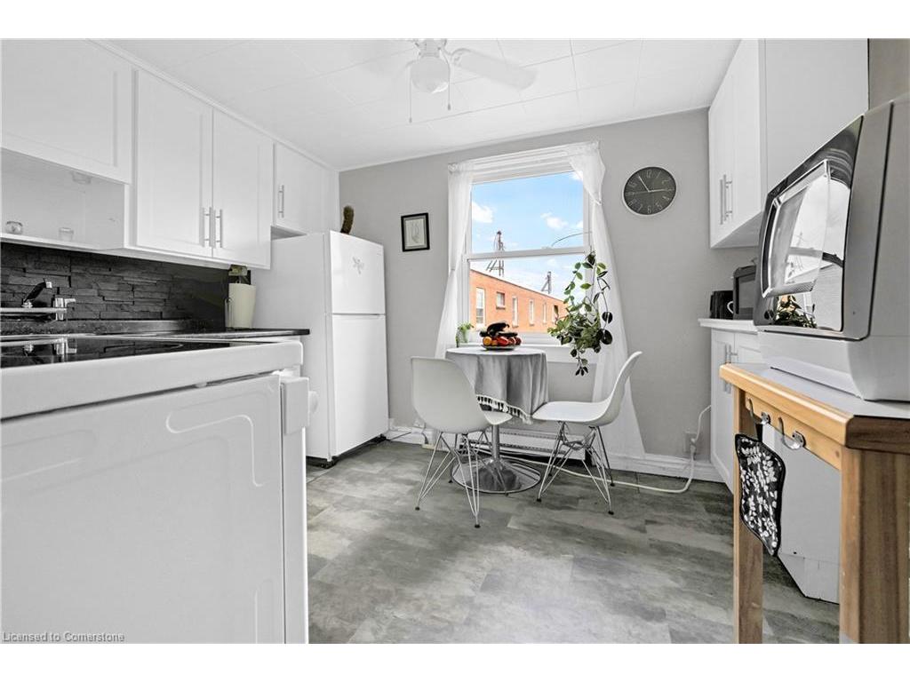 









1349


Lakeshore

Road, 22,
Burlington,




ON
L7S 1B1

