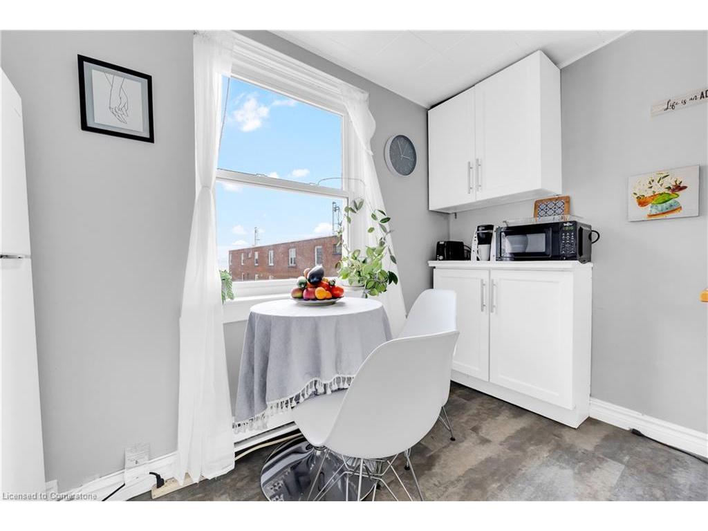 









1349


Lakeshore

Road, 22,
Burlington,




ON
L7S 1B1

