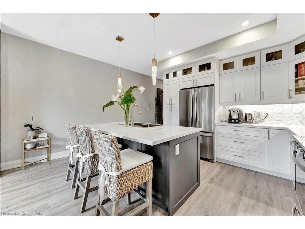 









74


Melbourne

Street,
Hamilton,




ON
L8P 2A6

