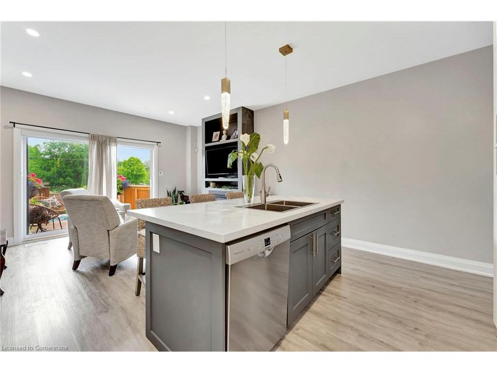 









74


Melbourne

Street,
Hamilton,




ON
L8P 2A6

