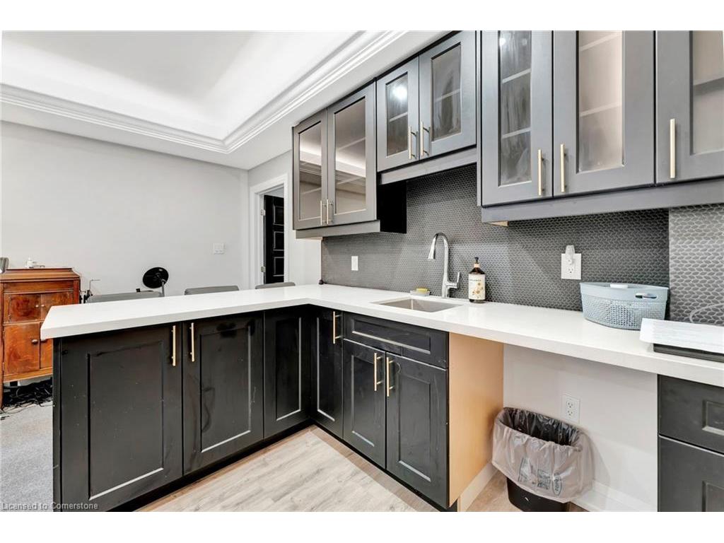 









74


Melbourne

Street,
Hamilton,




ON
L8P 2A6

