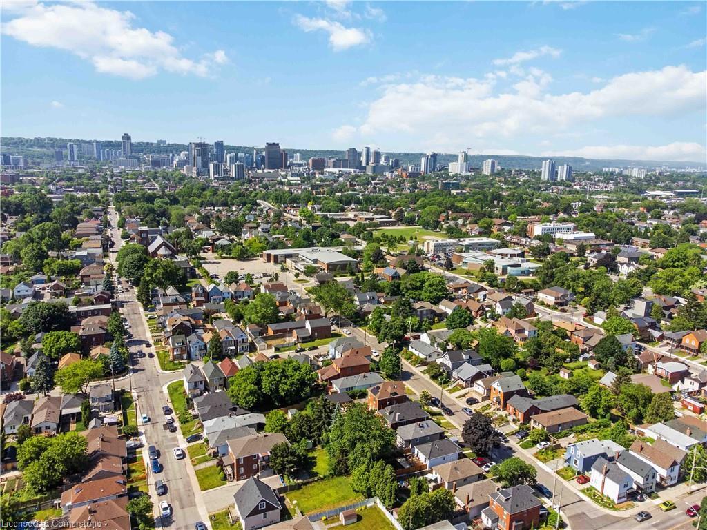 









514


Catharine

Street North,
Hamilton,




ON
L8L 4V2

