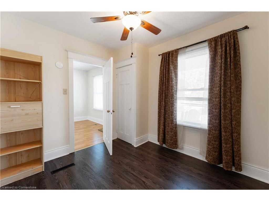 









514


Catharine

Street North,
Hamilton,




ON
L8L 4V2

