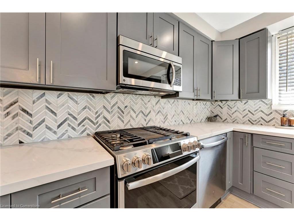 









15


Elsa

Court,
Hamilton,




ON
L9C 4R7


