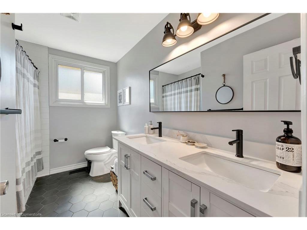 









15


Elsa

Court,
Hamilton,




ON
L9C 4R7

