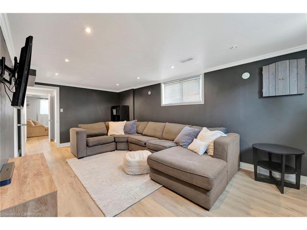 









15


Elsa

Court,
Hamilton,




ON
L9C 4R7

