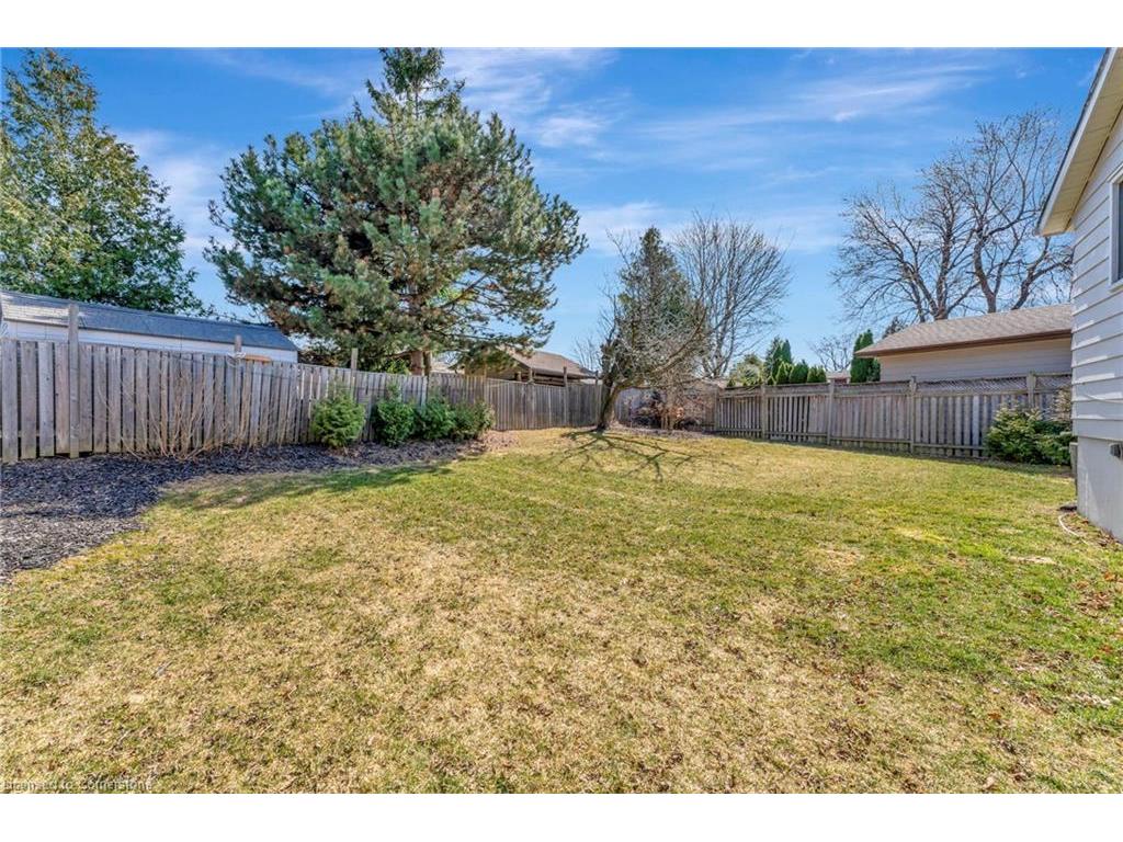 









15


Elsa

Court,
Hamilton,




ON
L9C 4R7

