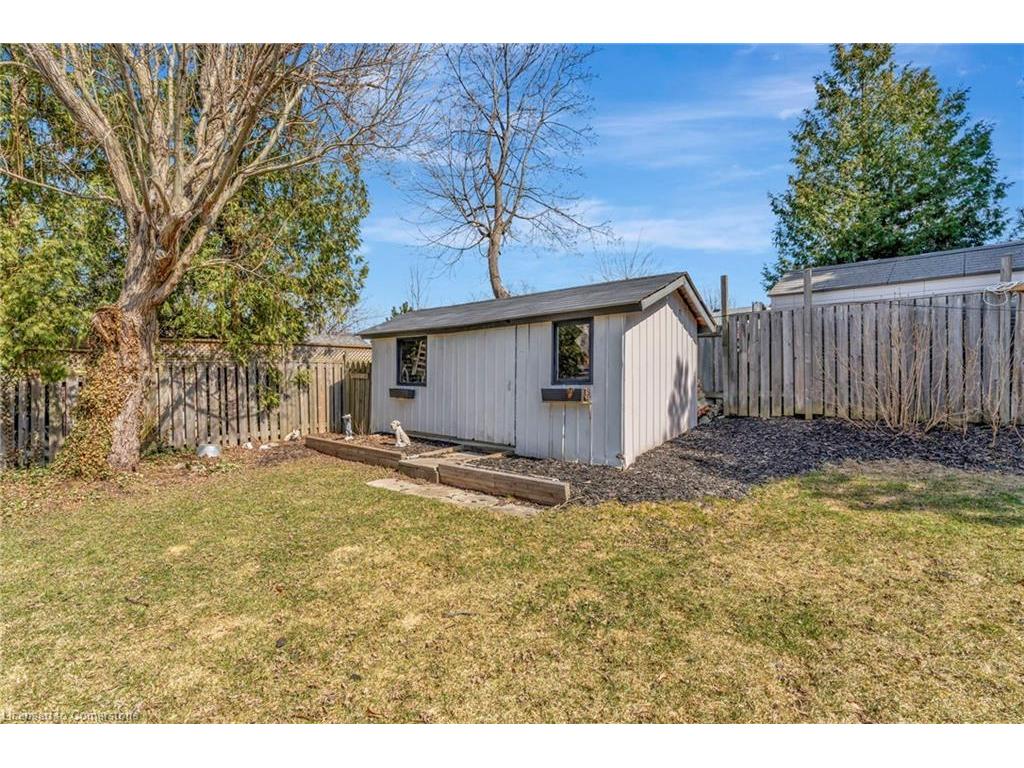









15


Elsa

Court,
Hamilton,




ON
L9C 4R7

