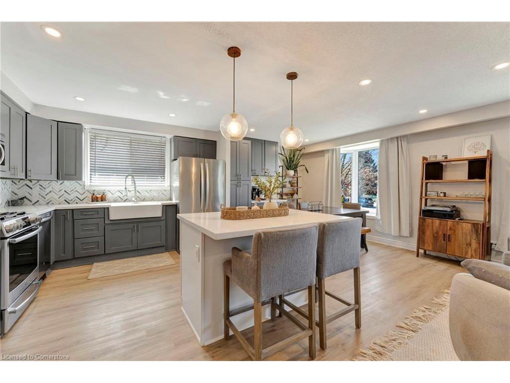 









15


Elsa

Court,
Hamilton,




ON
L9C 4R7


