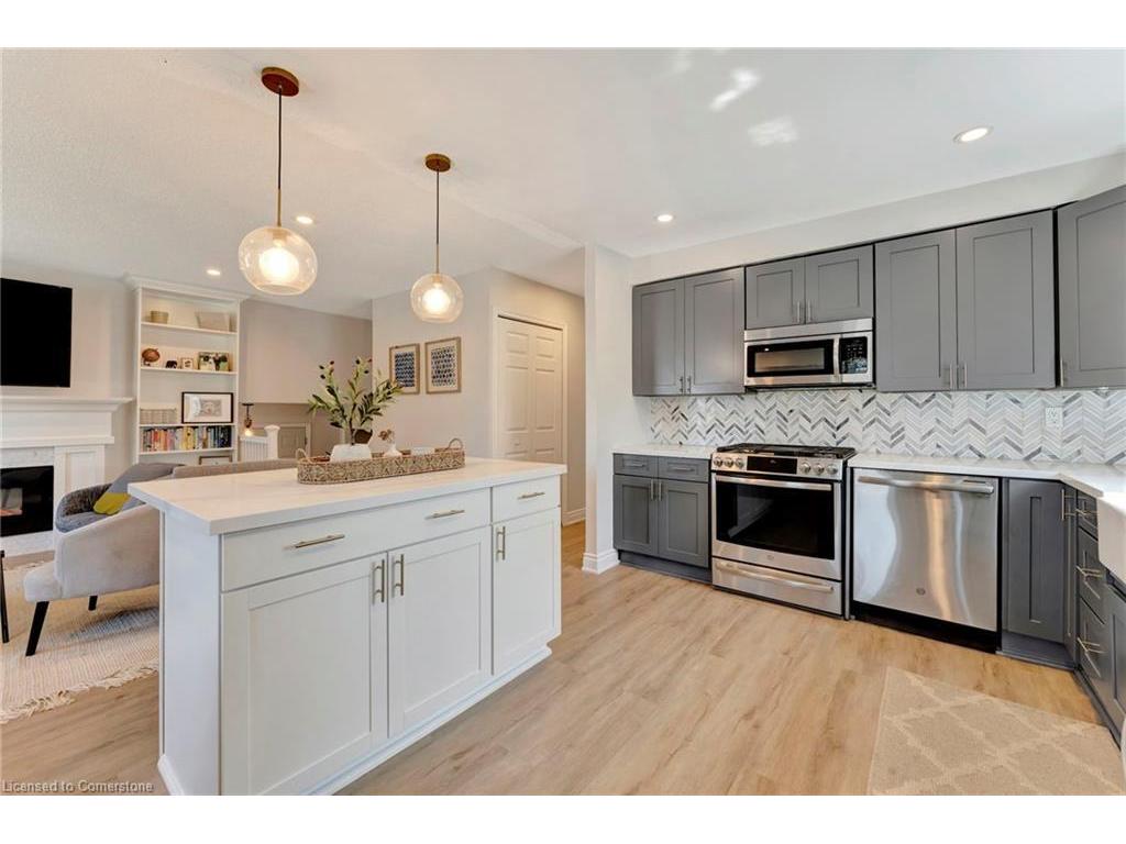 









15


Elsa

Court,
Hamilton,




ON
L9C 4R7

