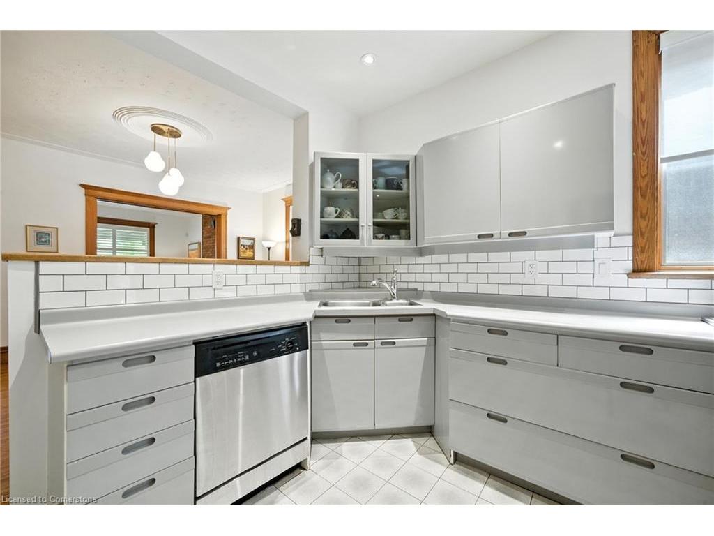 









137


Markland

Street,
Hamilton,




ON
L8P 2K3

