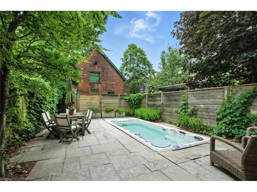 









137


Markland

Street,
Hamilton,




ON
L8P 2K3

