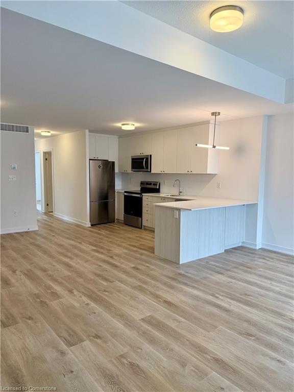 









40


Palace

Street, K24,
Kitchener,




ON
N2E 0L2

