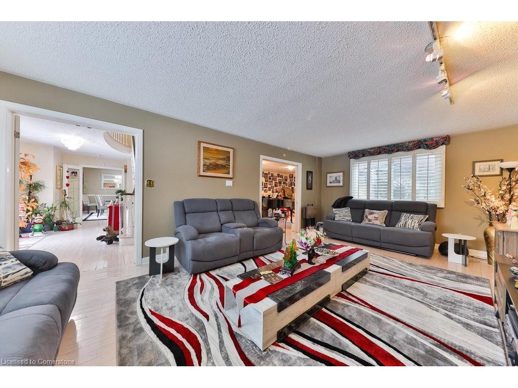 









1587


Stavebank

Road,
Mississauga,




ON
L5G 2V6

